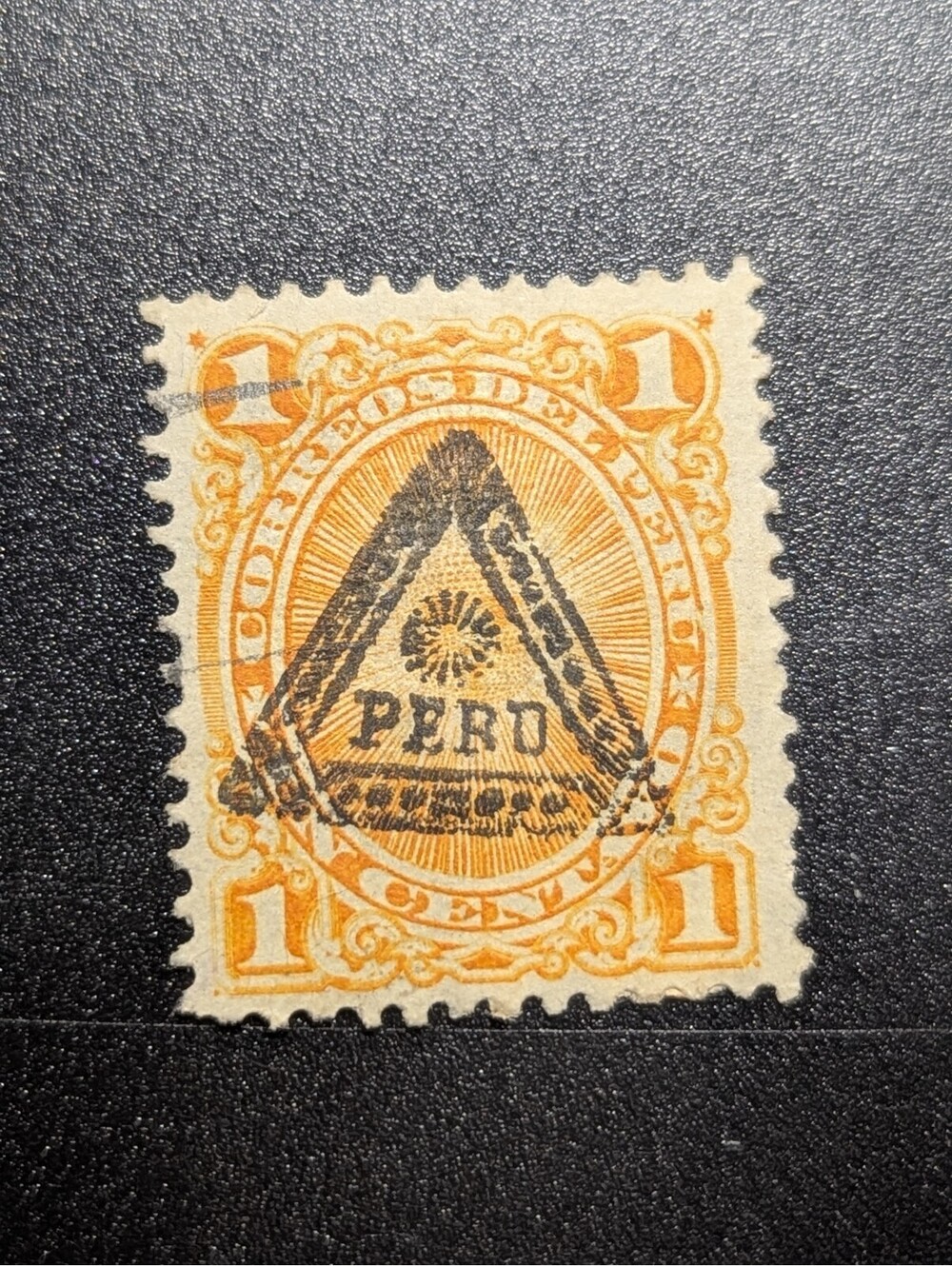 PERU, STAMP CLASSIC  SOBRECARGA TRIANGULO, MATASELLOS MUDO POSTAGE